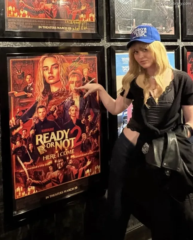 Kathryn Newton photo 23 of 1452