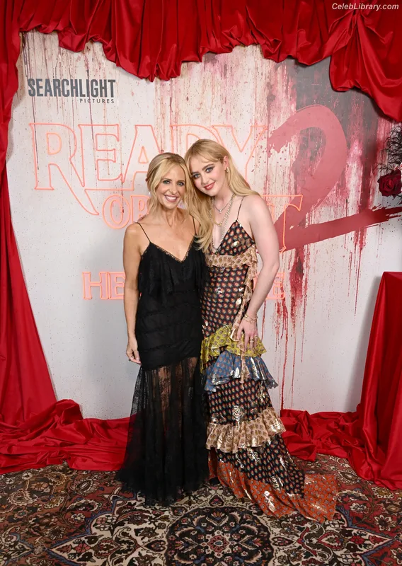 Kathryn Newton photo 4 of 1452