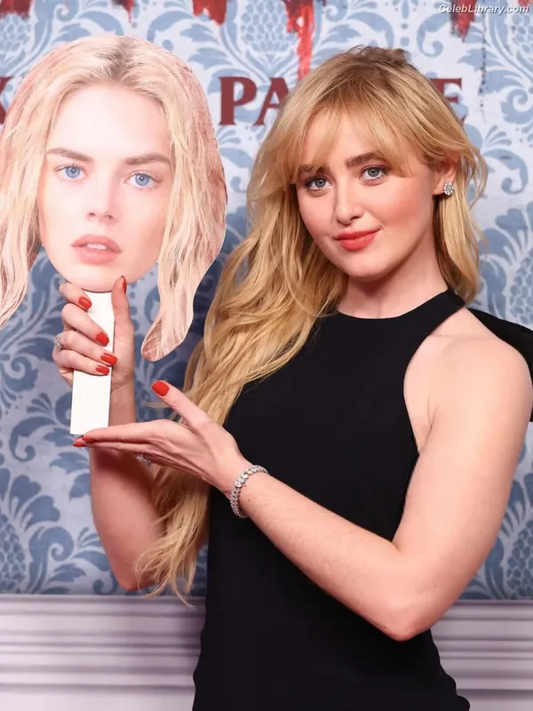 Kathryn Newton photo 19 of 1452