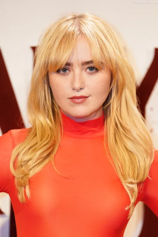 Kathryn Newton photo 9 of 1452