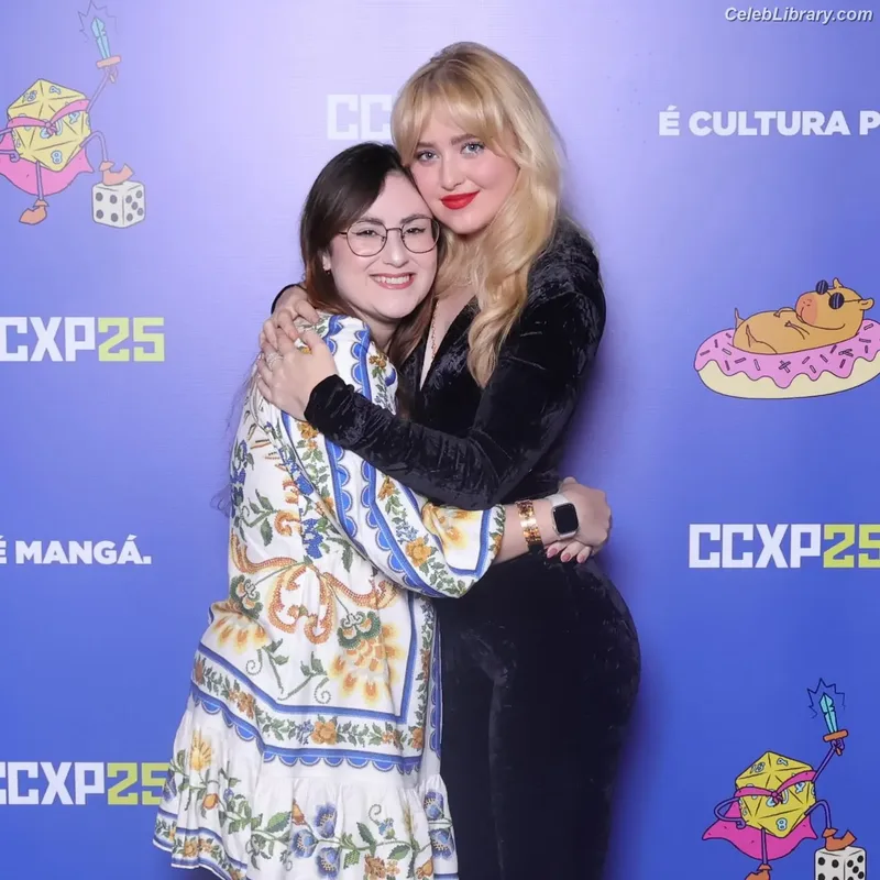Kathryn Newton photo 6 of 1452