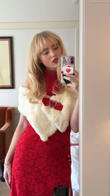 Kathryn Newton photo 5 of 1452
