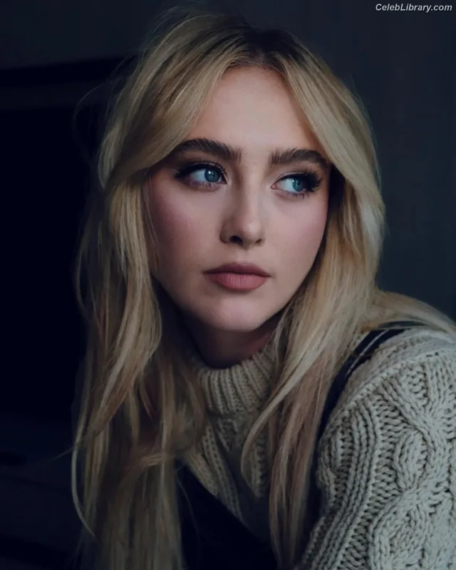 Kathryn Newton photo 4 of 1452