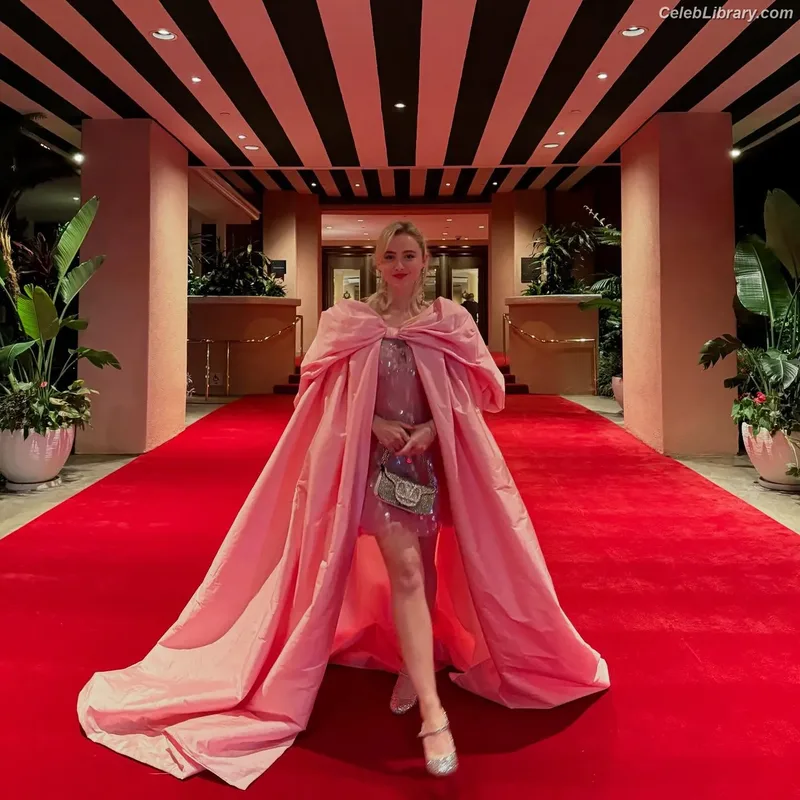 Kathryn Newton photo 23 of 1452