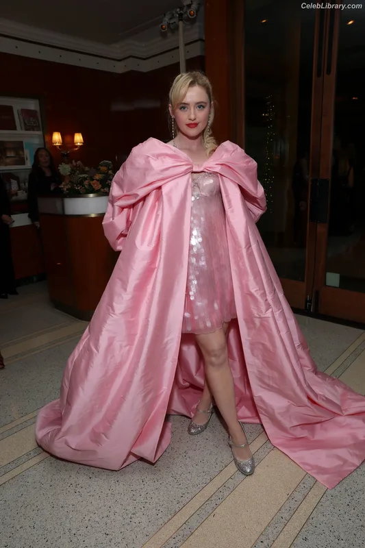 Kathryn Newton photo 19 of 1452