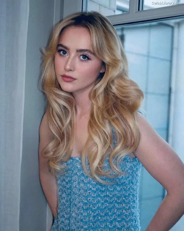 Kathryn Newton photo 3 of 1452