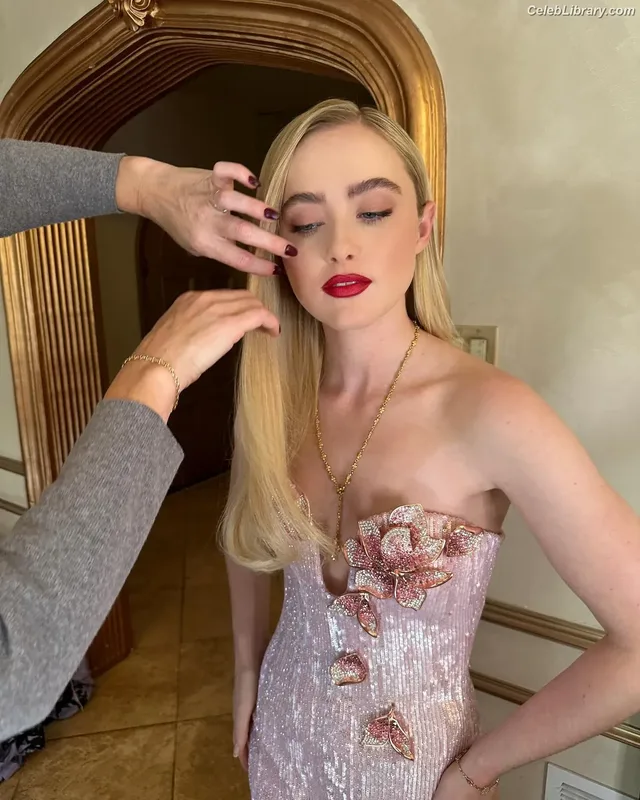 Kathryn Newton photo 4 of 1452