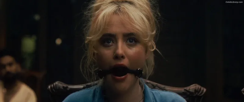 Kathryn Newton photo 8 of 1452