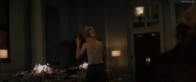 Kathryn Newton photo 7 of 1452