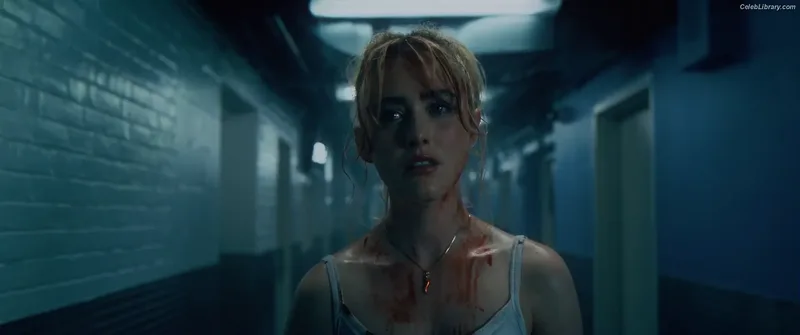 Kathryn Newton photo 11 of 1452