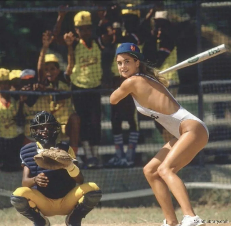 Kathy Ireland photo 15 of 358