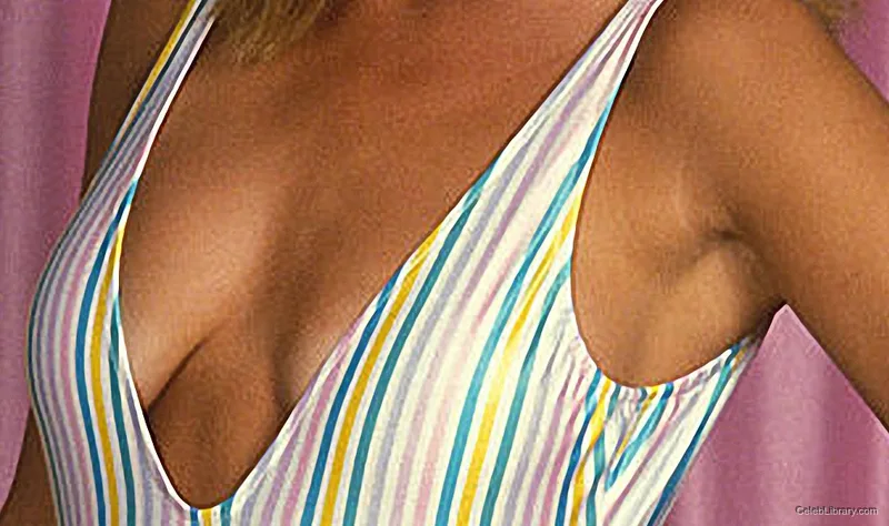 Kathy Ireland photo 18 of 358