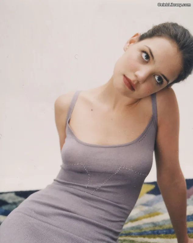 Katie Holmes photo 3 of 149