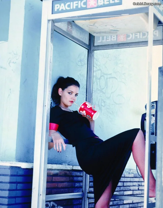 Katie Holmes photo 13 of 149