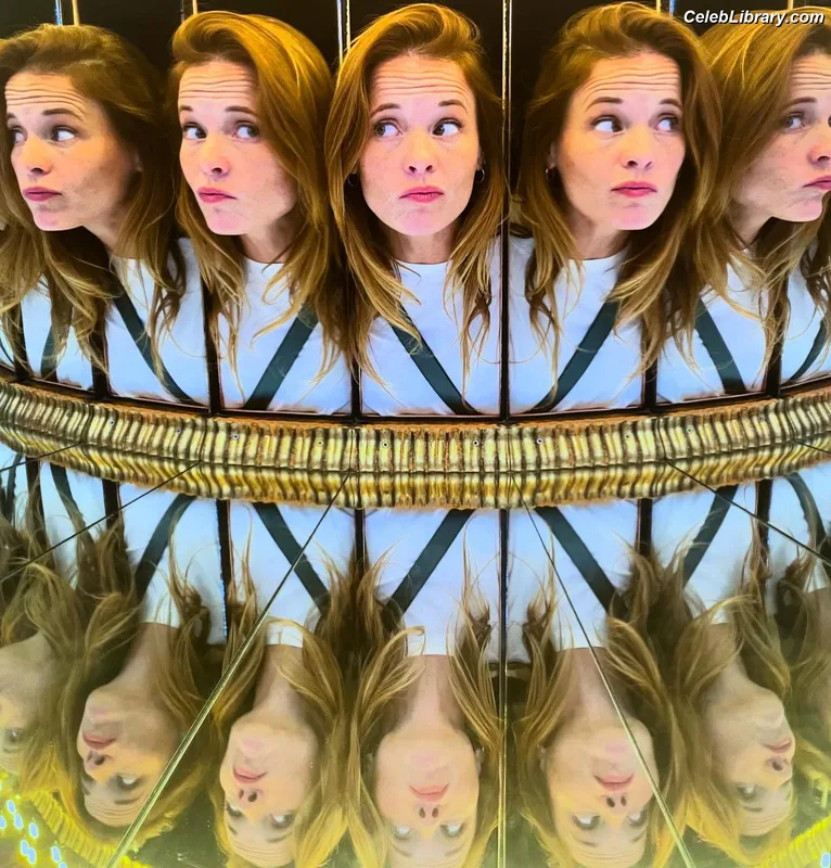Katie Leclerc photo 10 of 13