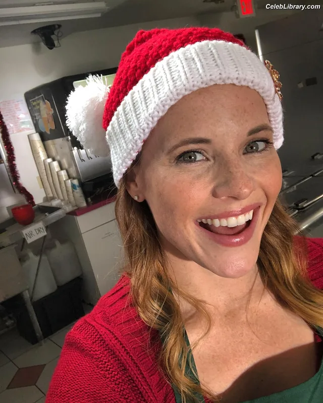 Katie Leclerc photo 3 of 13