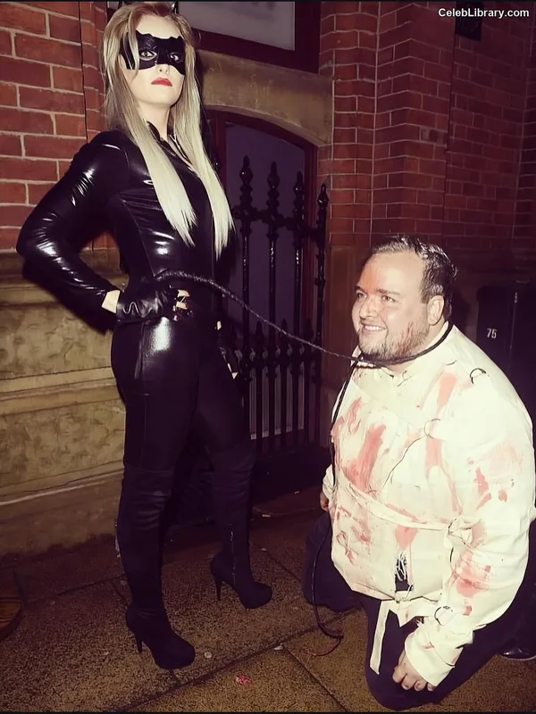 Katie McGlynn photo 6 of 61
