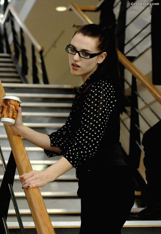 Katie McGrath photo 4 of 155