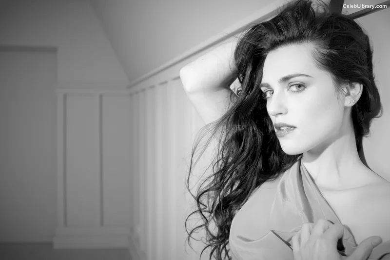 Katie McGrath photo 14 of 155