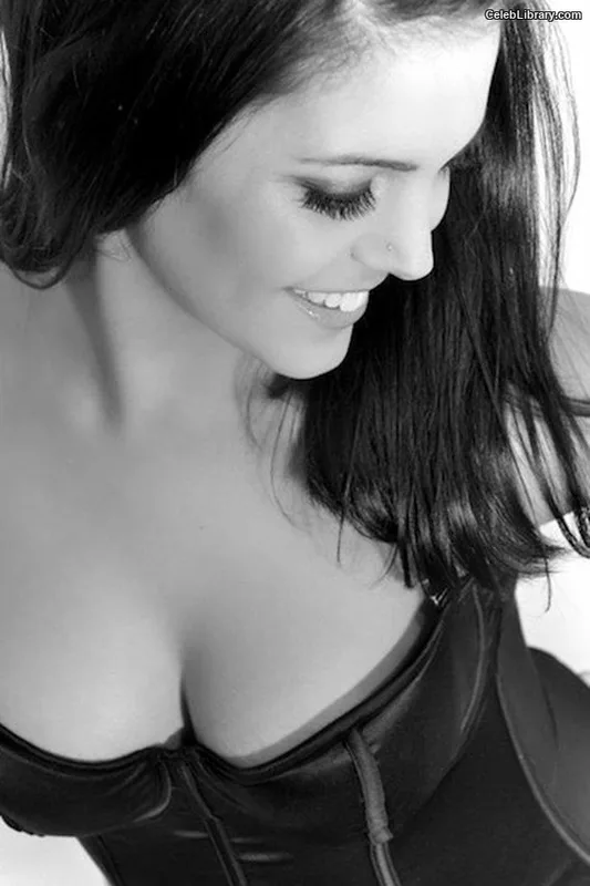 Katie Nolan photo 3 of 60