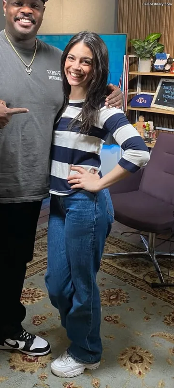 Katie Nolan photo 6 of 60