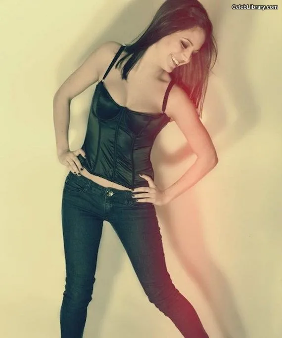 Katie Nolan photo 7 of 60