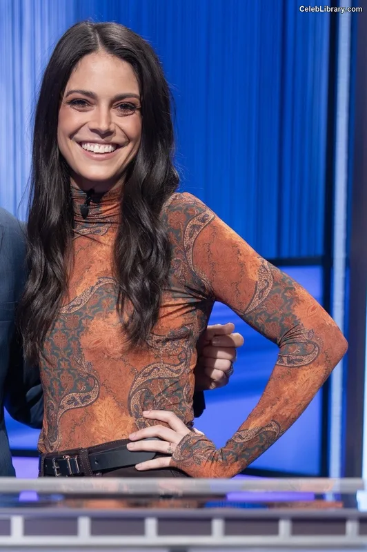 Katie Nolan photo 10 of 60