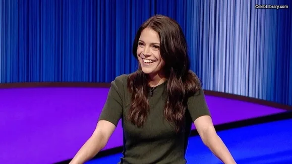 Katie Nolan photo 17 of 60