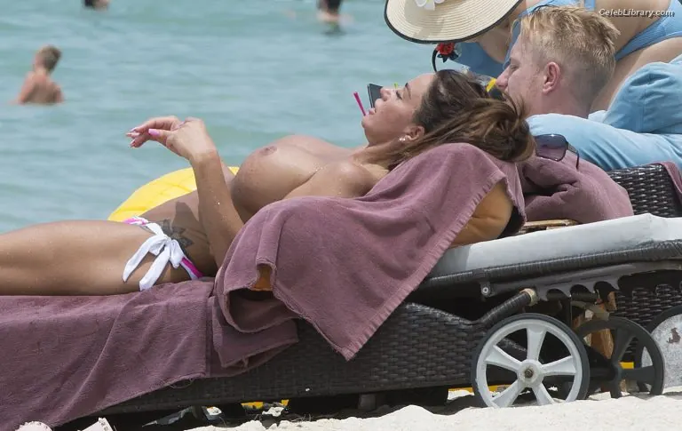 Katie Price photo 13 of 324