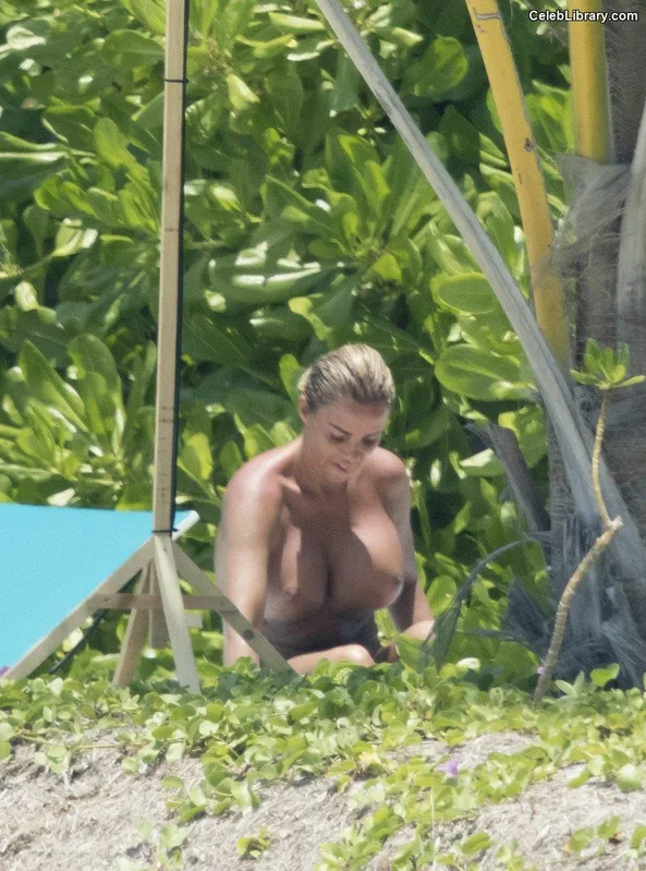 Katie Price photo 24 of 325