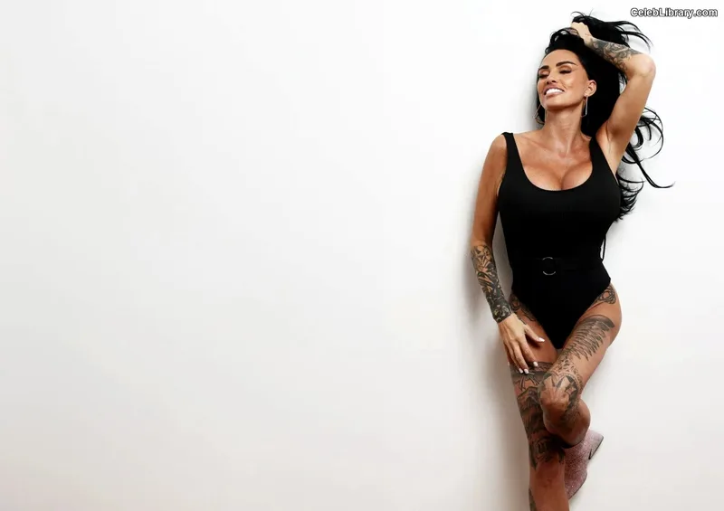 Katie Price photo 15 of 325