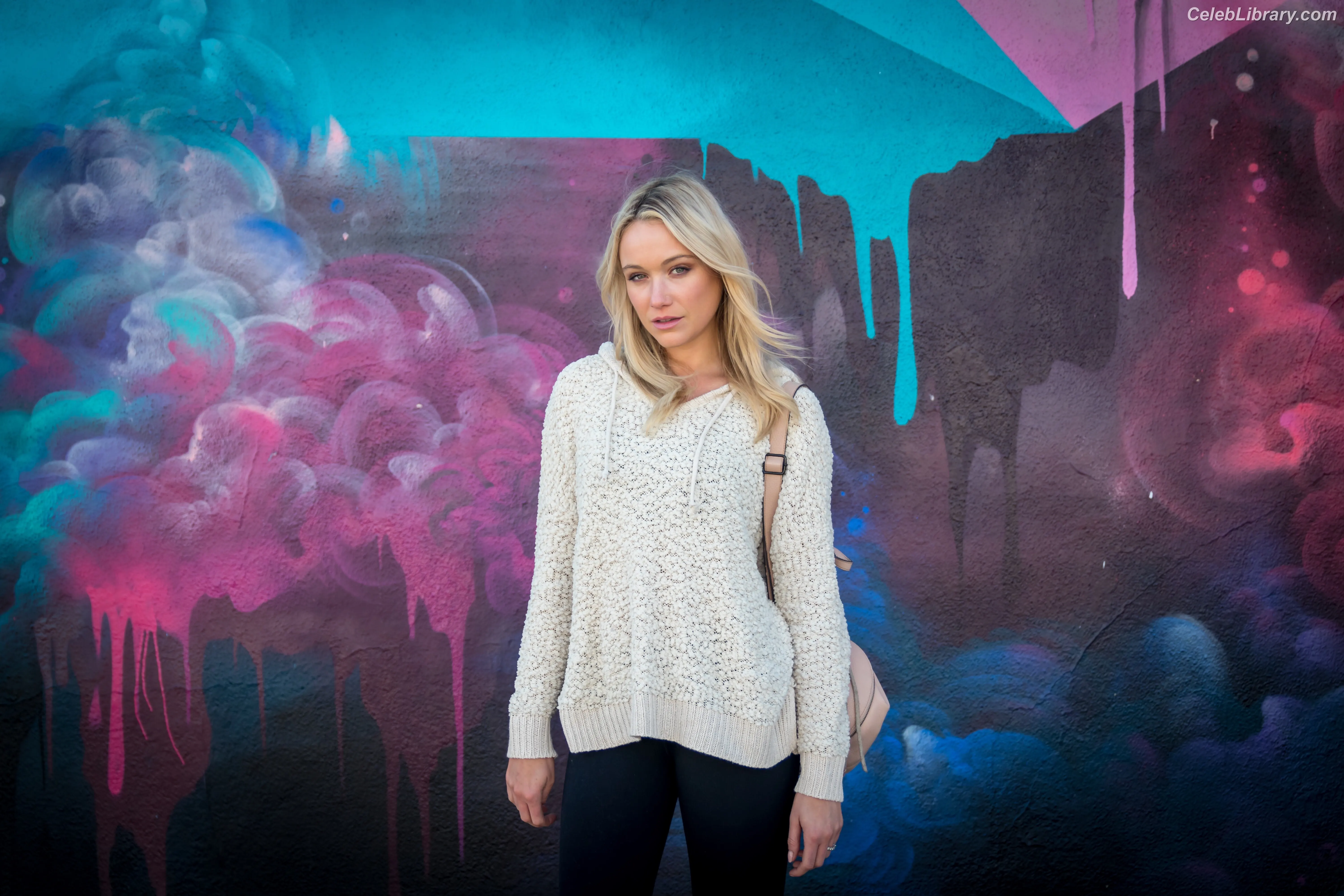 Katrina Bowden photo 21 of 374