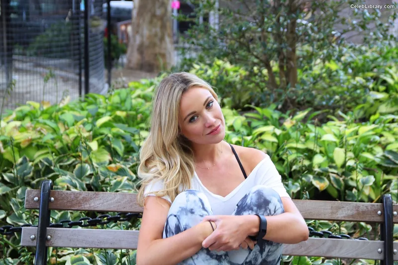 Katrina Bowden photo 23 of 374