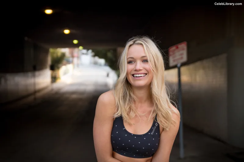 Katrina Bowden photo 22 of 374