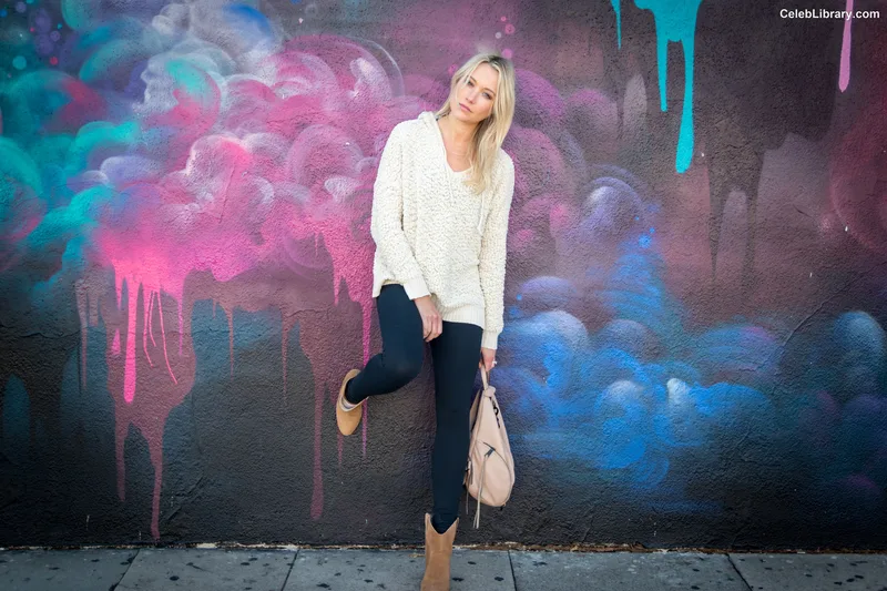 Katrina Bowden photo 22 of 374