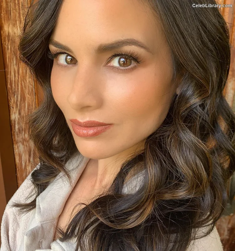Katrina Law photo 6 of 138