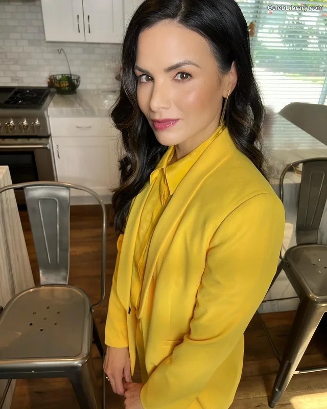 Katrina Law photo 7 of 138