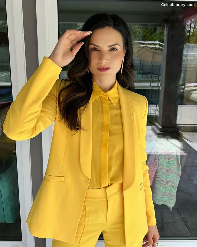 Katrina Law photo 10 of 138