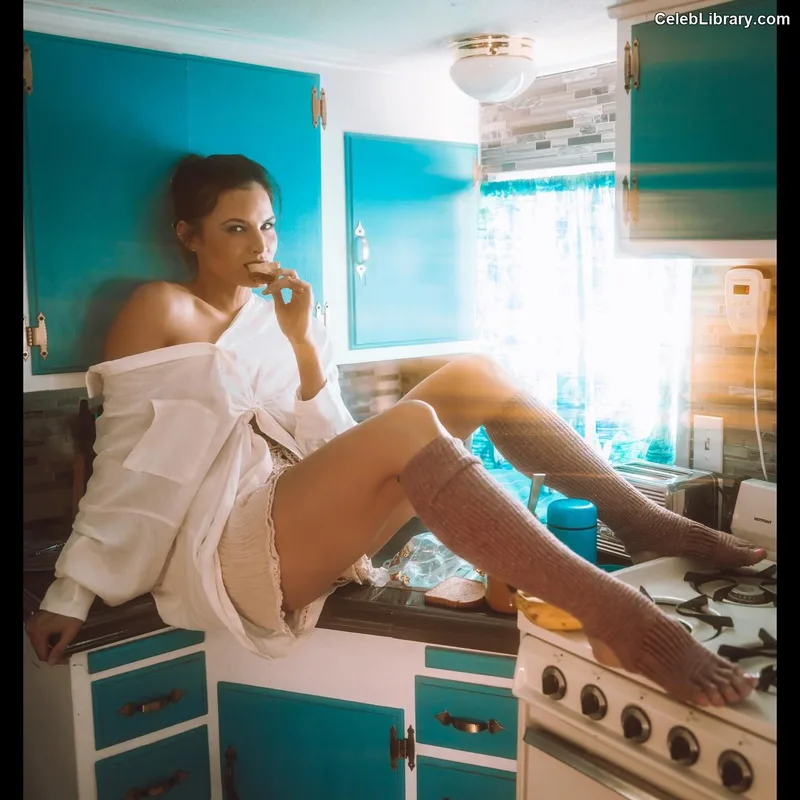 Katrina Law photo 12 of 138