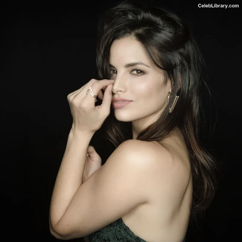 Katrina Law photo 9 of 138