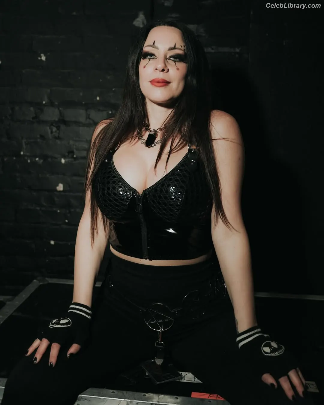 Katt Scarlett photo 10 of 52
