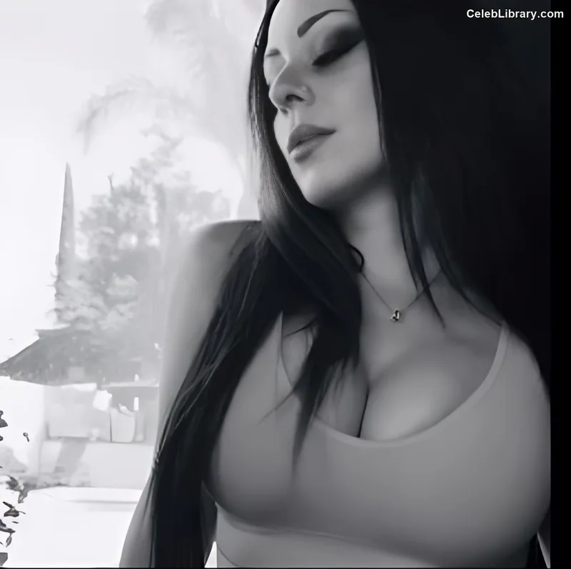 Katt Scarlett photo 18 of 53