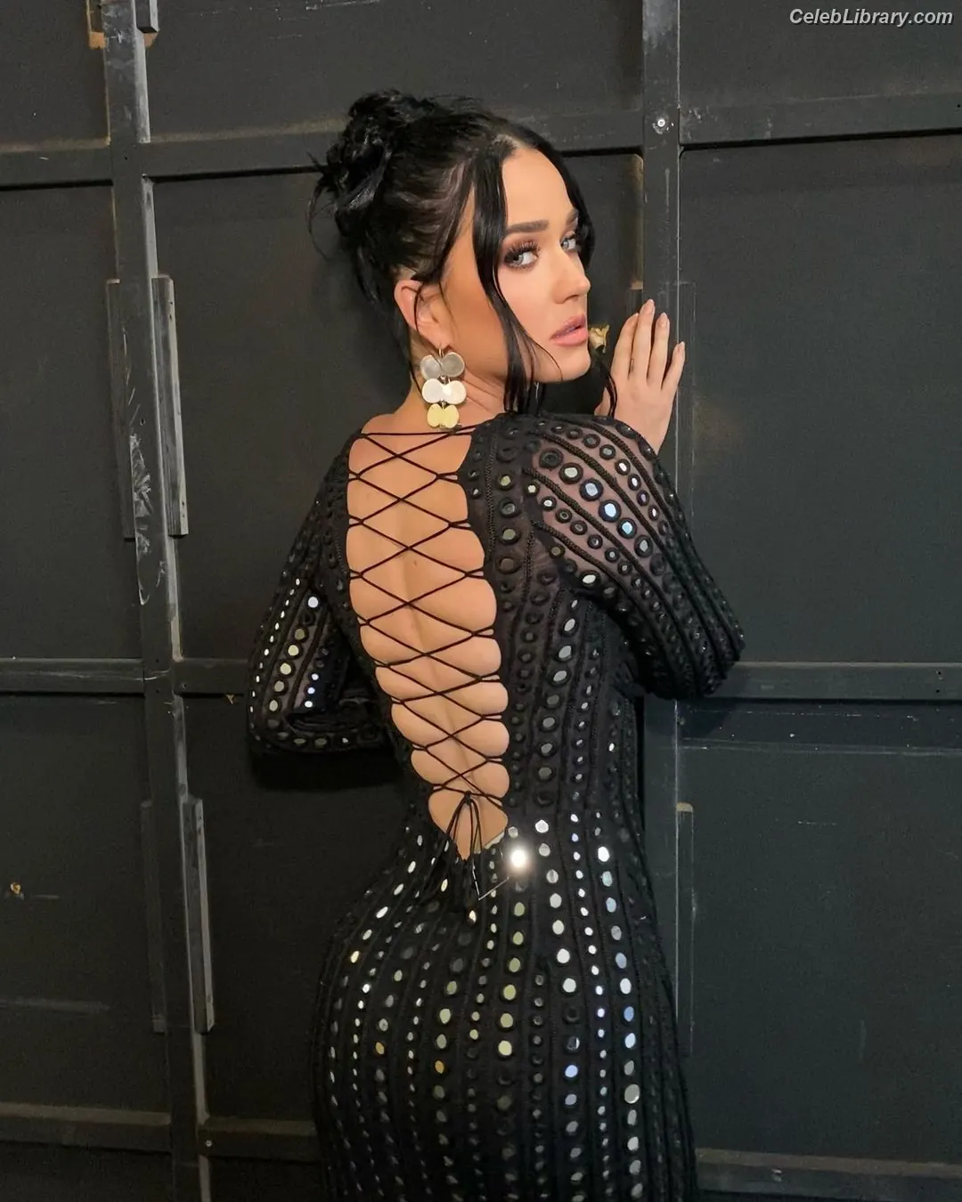 Katy Perry photo 6 of 1939