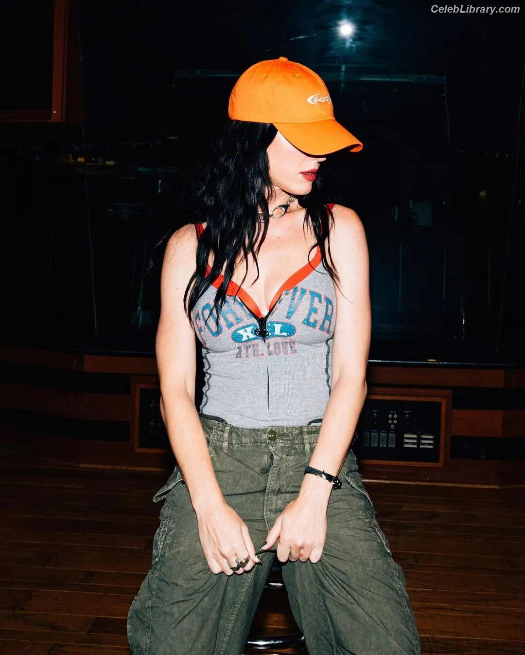 Katy Perry photo 13 of 1939