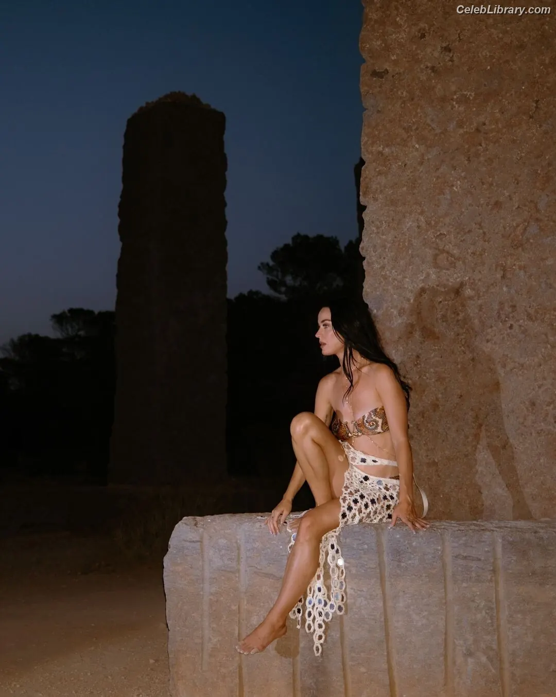 Katy Perry photo 21 of 1939