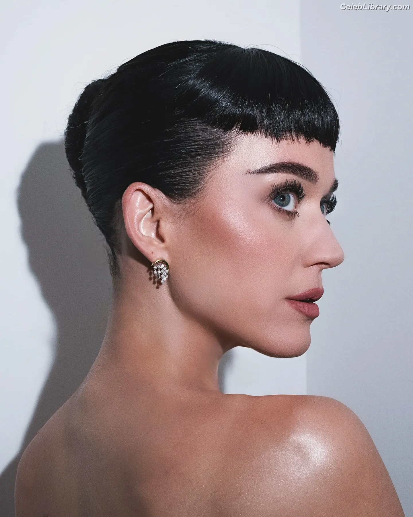 Katy Perry photo 12 of 1939