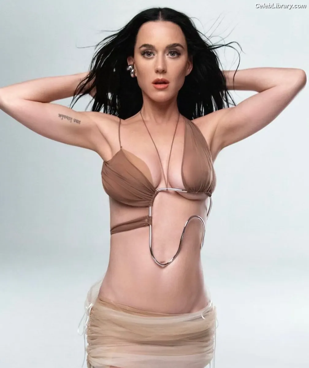 Katy Perry photo 23 of 1939