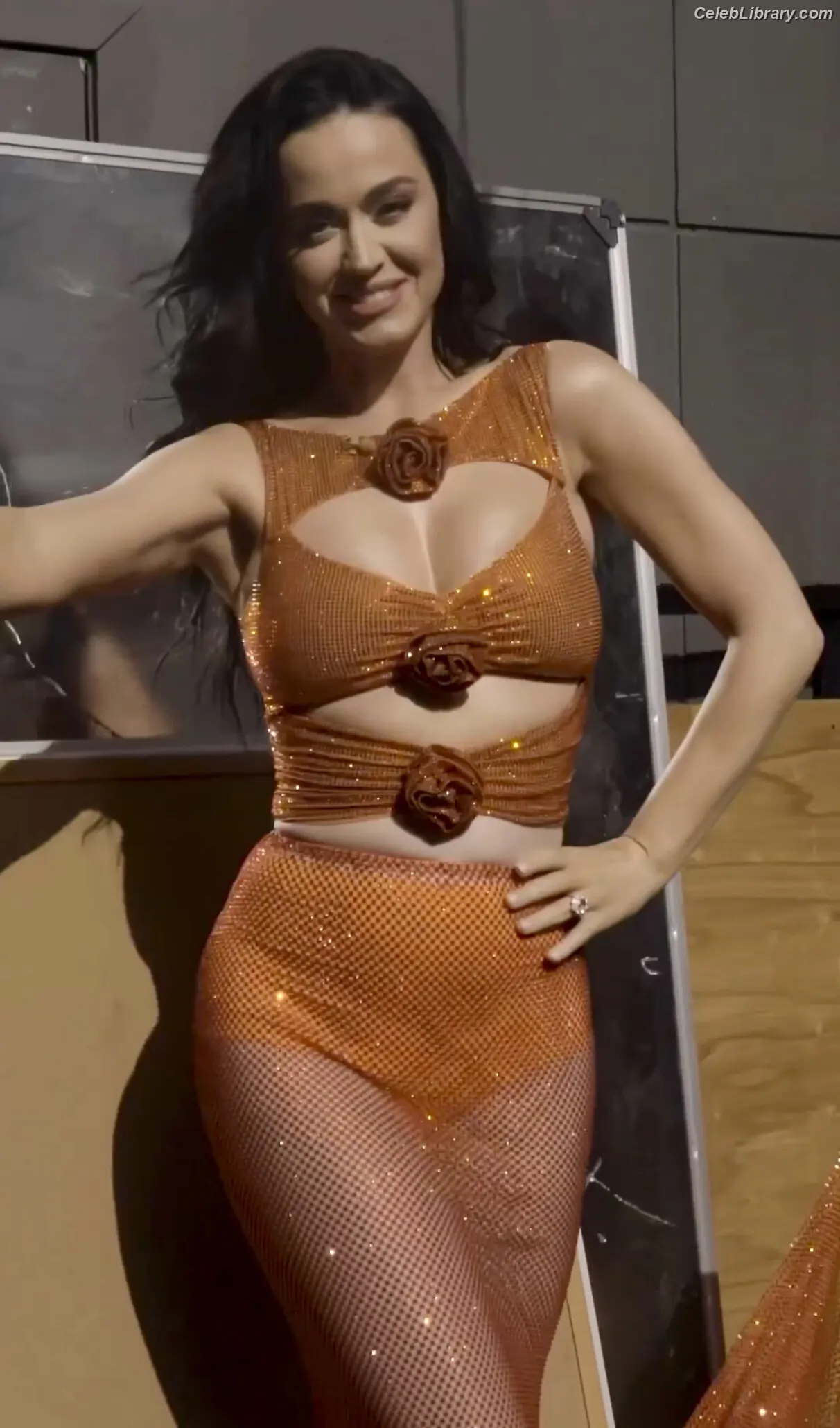 Katy Perry photo 6 of 1939