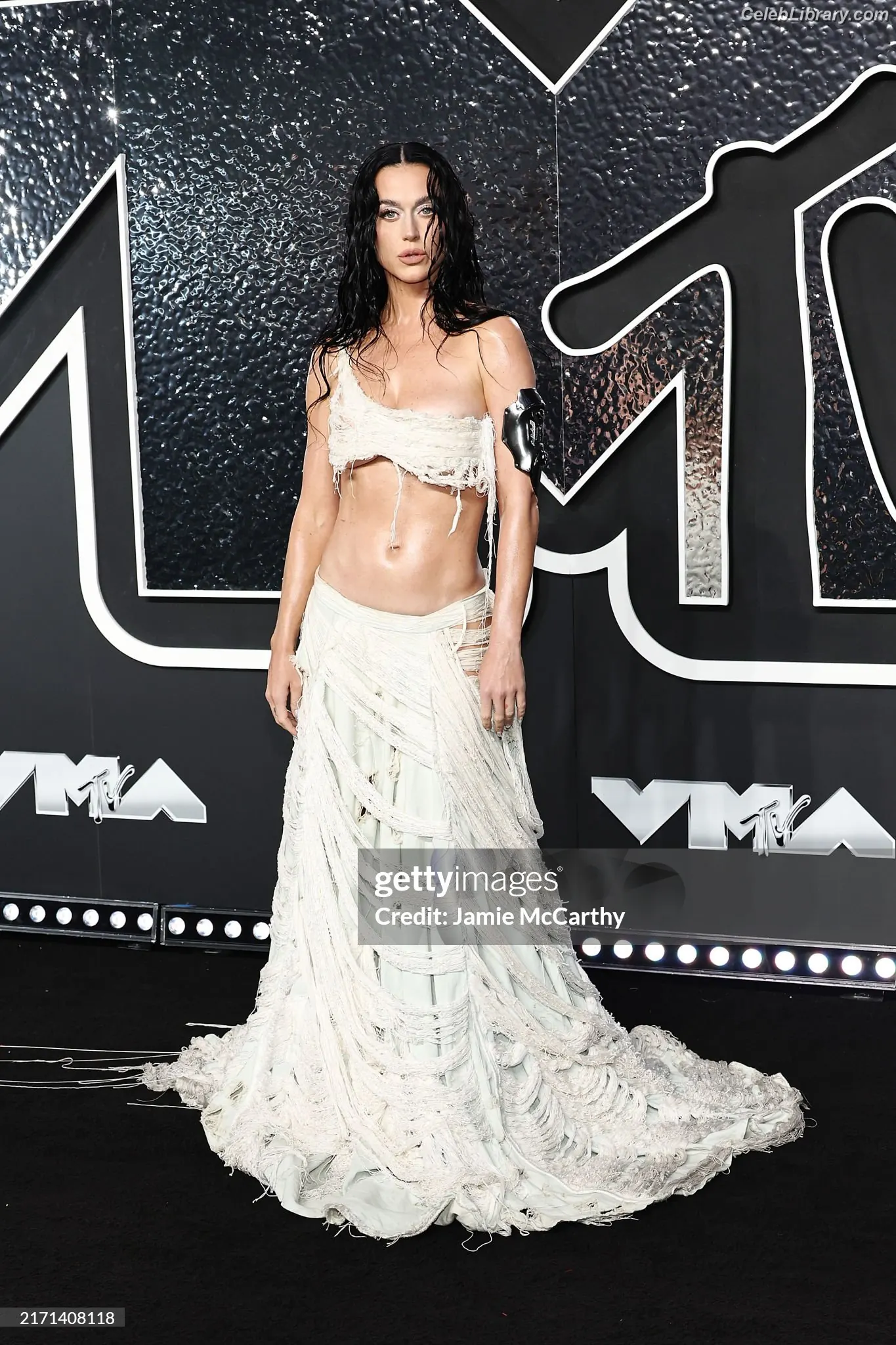 Katy Perry photo 14 of 1939