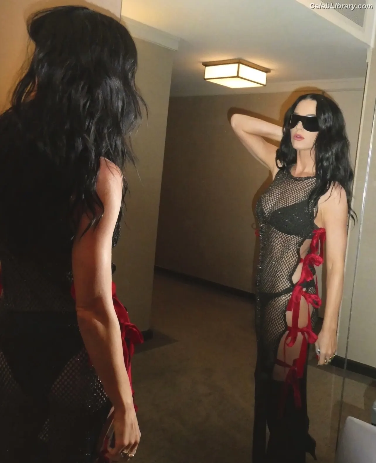 Katy Perry photo 10 of 1939